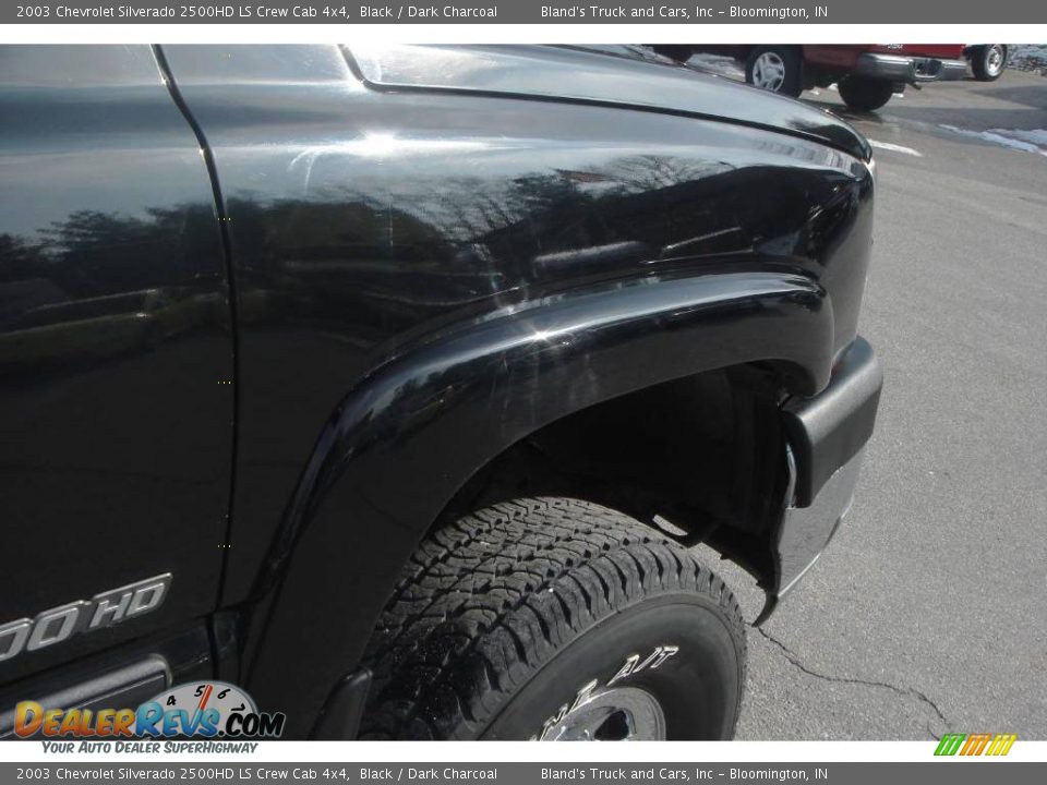 2003 Chevrolet Silverado 2500HD LS Crew Cab 4x4 Black / Dark Charcoal Photo #19