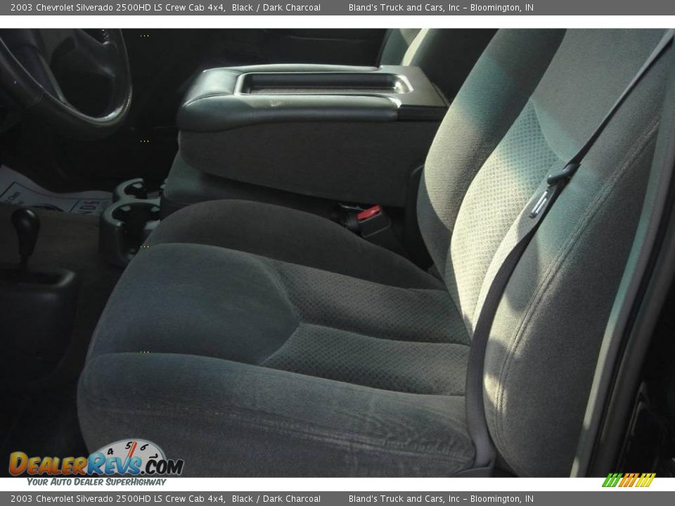 2003 Chevrolet Silverado 2500HD LS Crew Cab 4x4 Black / Dark Charcoal Photo #22
