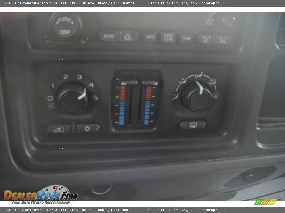 2003 Chevrolet Silverado 2500HD LS Crew Cab 4x4 Black / Dark Charcoal Photo #28