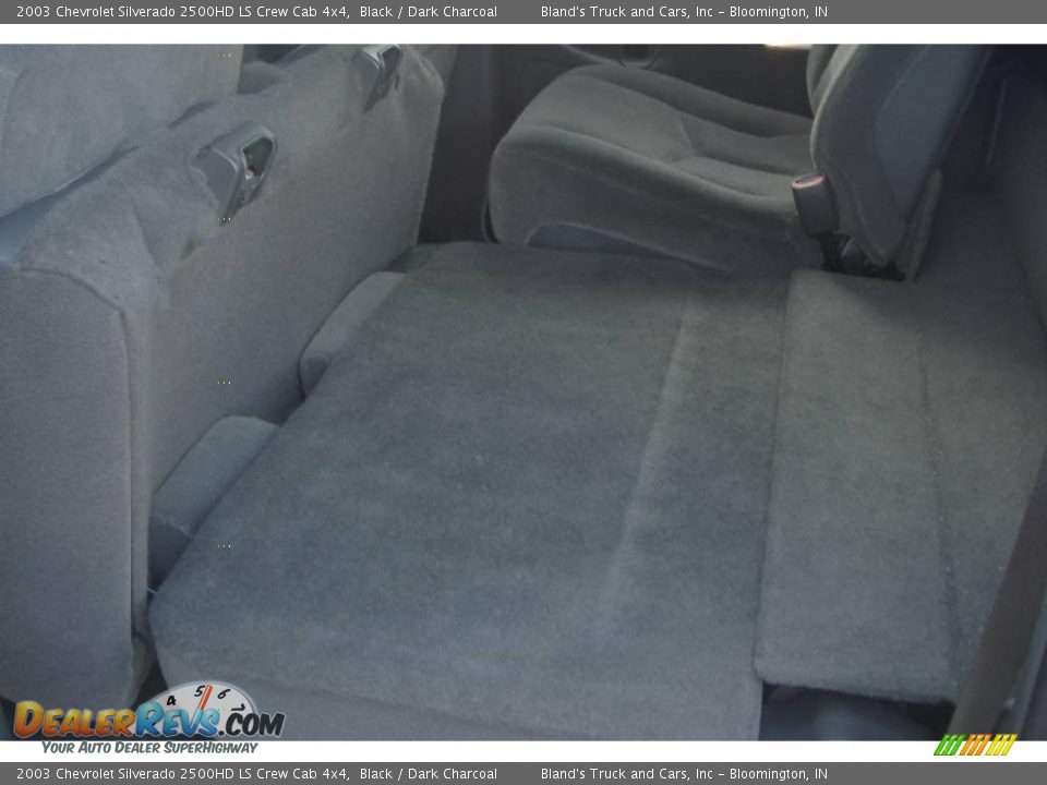 2003 Chevrolet Silverado 2500HD LS Crew Cab 4x4 Black / Dark Charcoal Photo #35