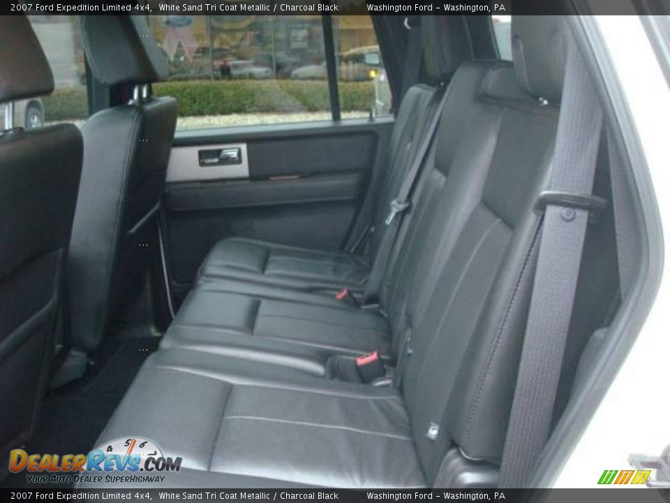 2007 Ford Expedition Limited 4x4 White Sand Tri Coat Metallic / Charcoal Black Photo #11