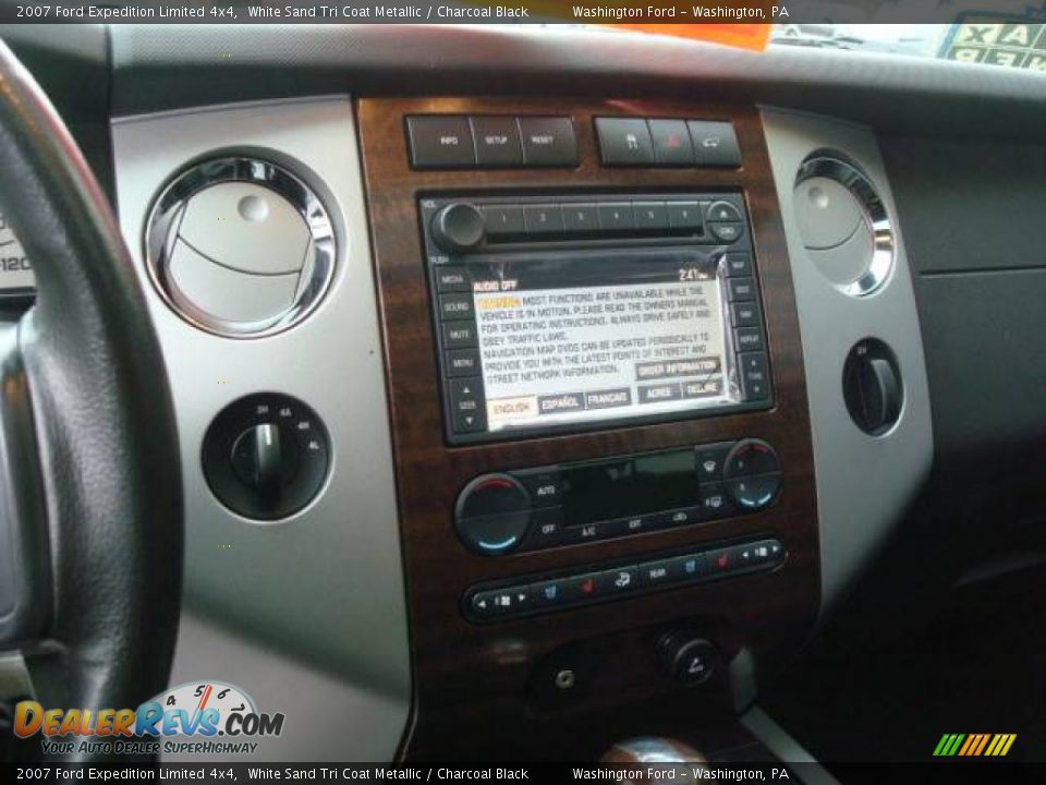 2007 Ford Expedition Limited 4x4 White Sand Tri Coat Metallic / Charcoal Black Photo #18
