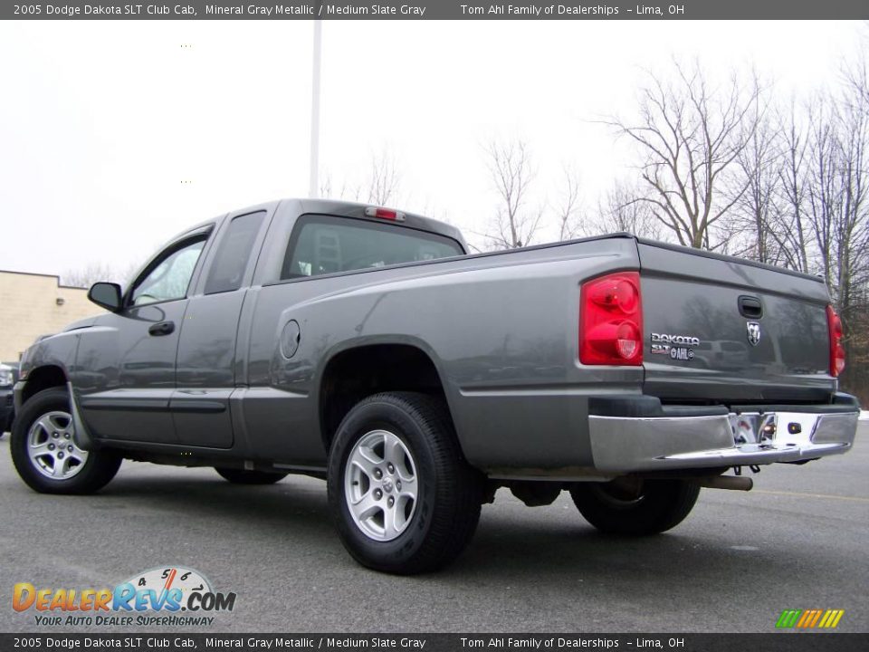 2005 Dodge Dakota SLT Club Cab Mineral Gray Metallic / Medium Slate Gray Photo #4