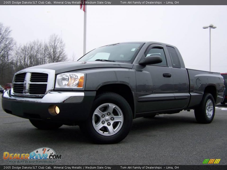 2005 Dodge Dakota SLT Club Cab Mineral Gray Metallic / Medium Slate Gray Photo #5