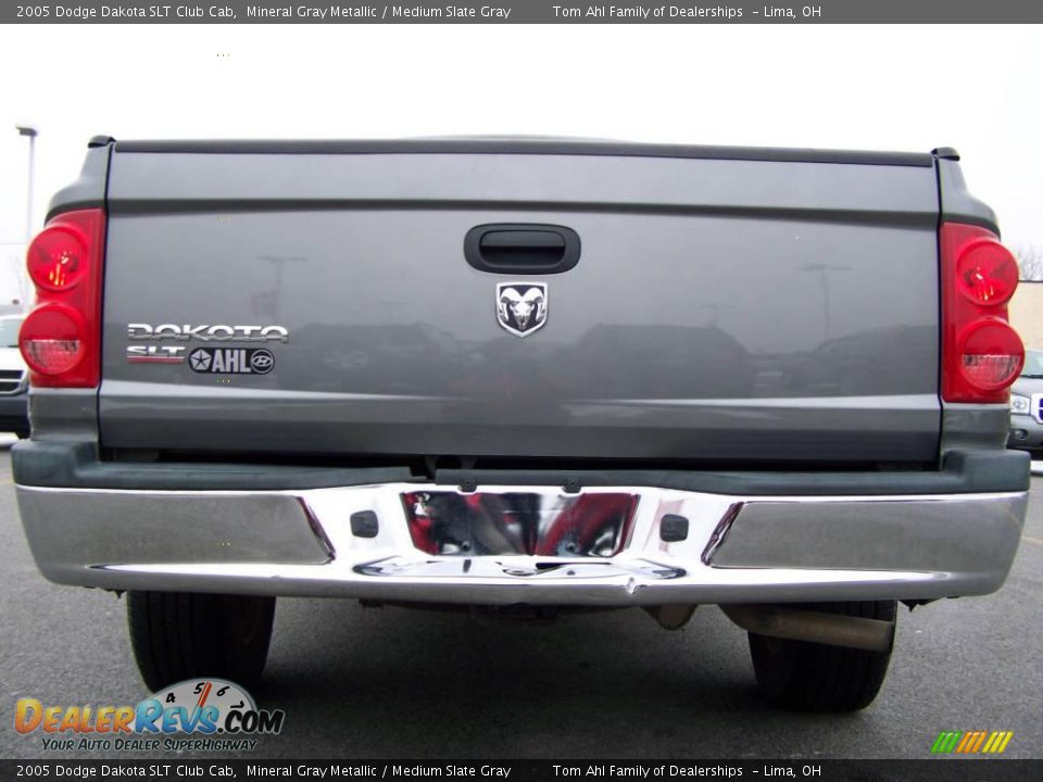 2005 Dodge Dakota SLT Club Cab Mineral Gray Metallic / Medium Slate Gray Photo #6