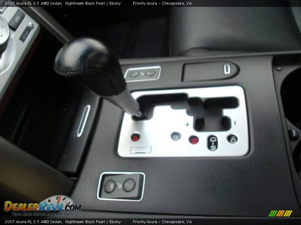 2007 Acura RL 3.5 AWD Sedan Nighthawk Black Pearl / Ebony Photo #16