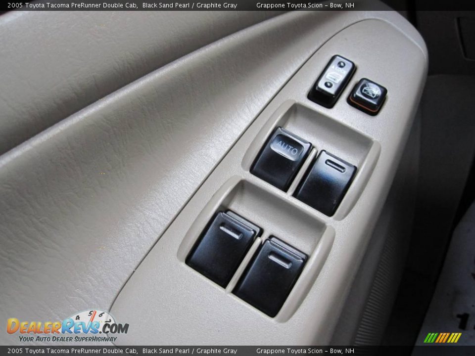 2005 Toyota Tacoma PreRunner Double Cab Black Sand Pearl / Graphite Gray Photo #10