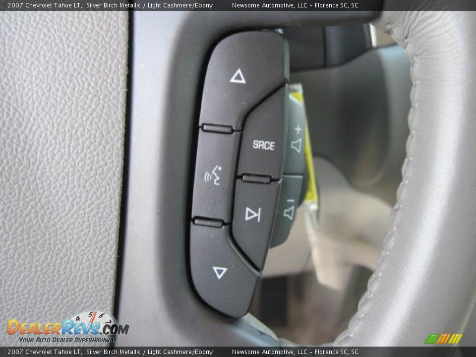 2007 Chevrolet Tahoe LT Silver Birch Metallic / Light Cashmere/Ebony Photo #13