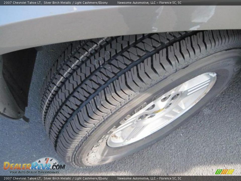 2007 Chevrolet Tahoe LT Silver Birch Metallic / Light Cashmere/Ebony Photo #23