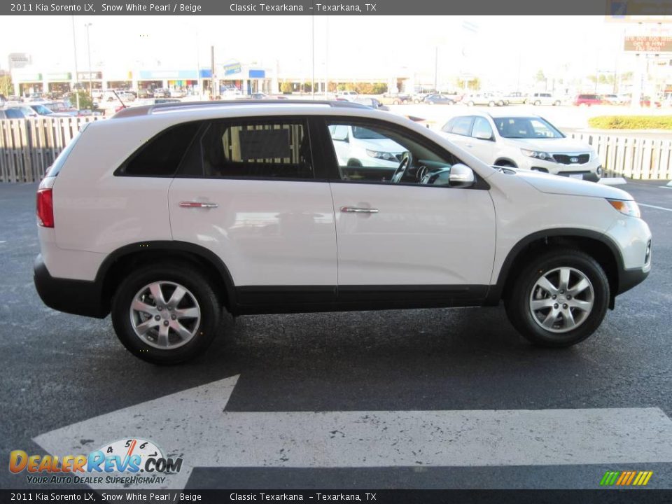 2011 Kia Sorento LX Snow White Pearl / Beige Photo #4