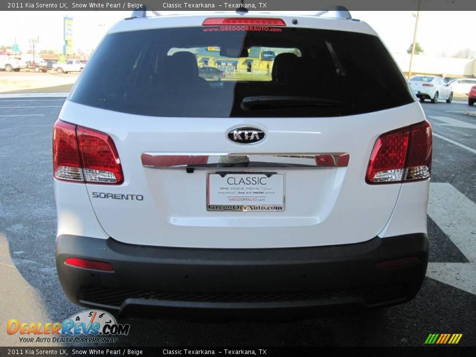 2011 Kia Sorento LX Snow White Pearl / Beige Photo #6