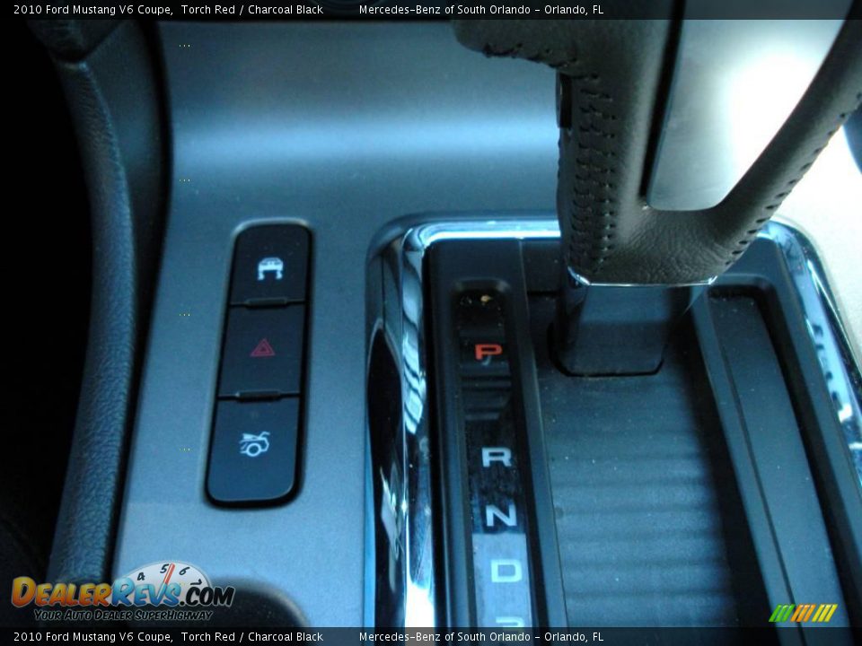 2010 Ford Mustang V6 Coupe Torch Red / Charcoal Black Photo #21