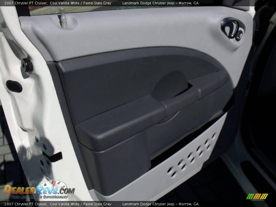 2007 Chrysler PT Cruiser Cool Vanilla White / Pastel Slate Gray Photo #10