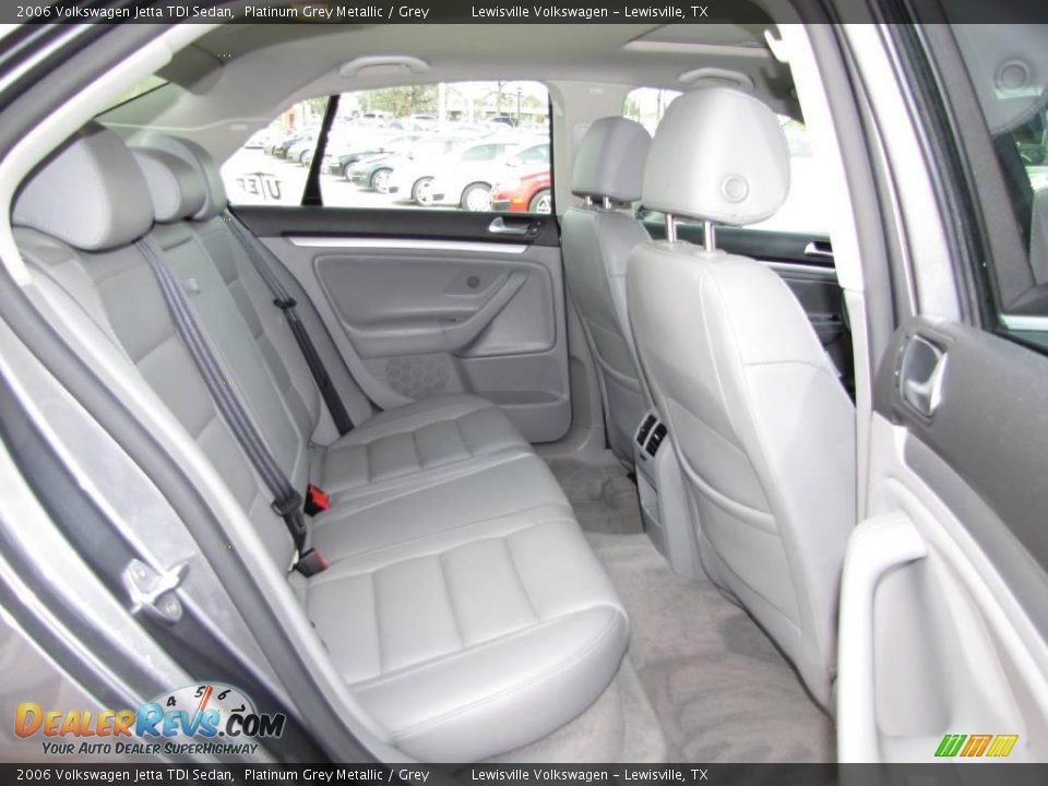 2006 Volkswagen Jetta TDI Sedan Platinum Grey Metallic / Grey Photo #11