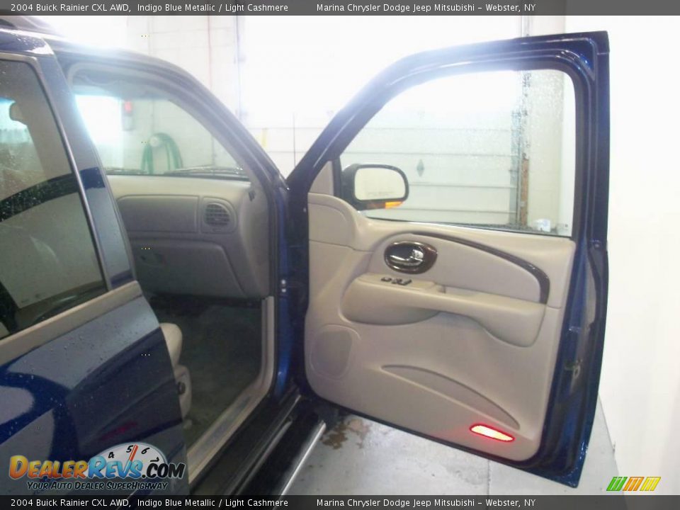 2004 Buick Rainier CXL AWD Indigo Blue Metallic / Light Cashmere Photo #24