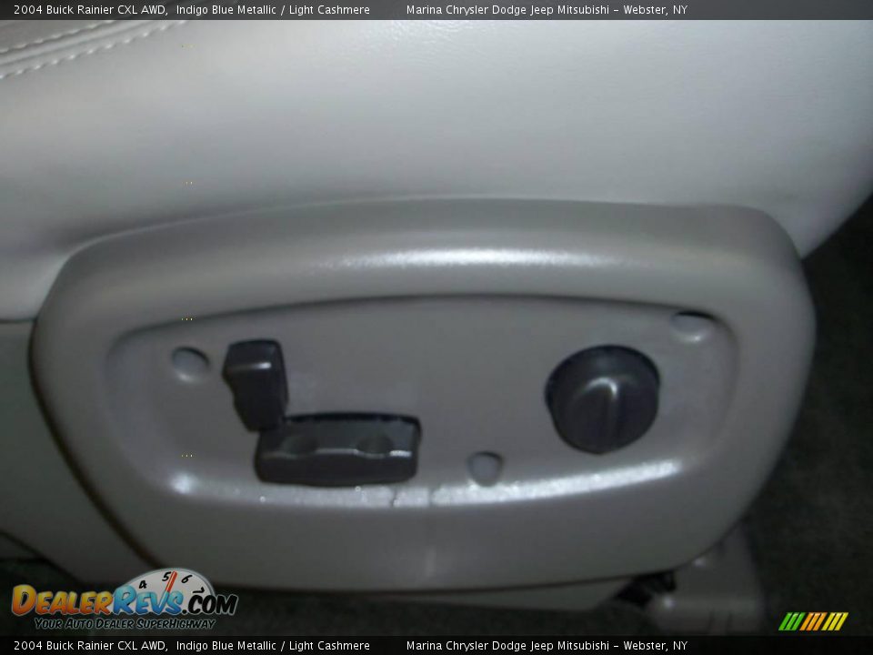 2004 Buick Rainier CXL AWD Indigo Blue Metallic / Light Cashmere Photo #26