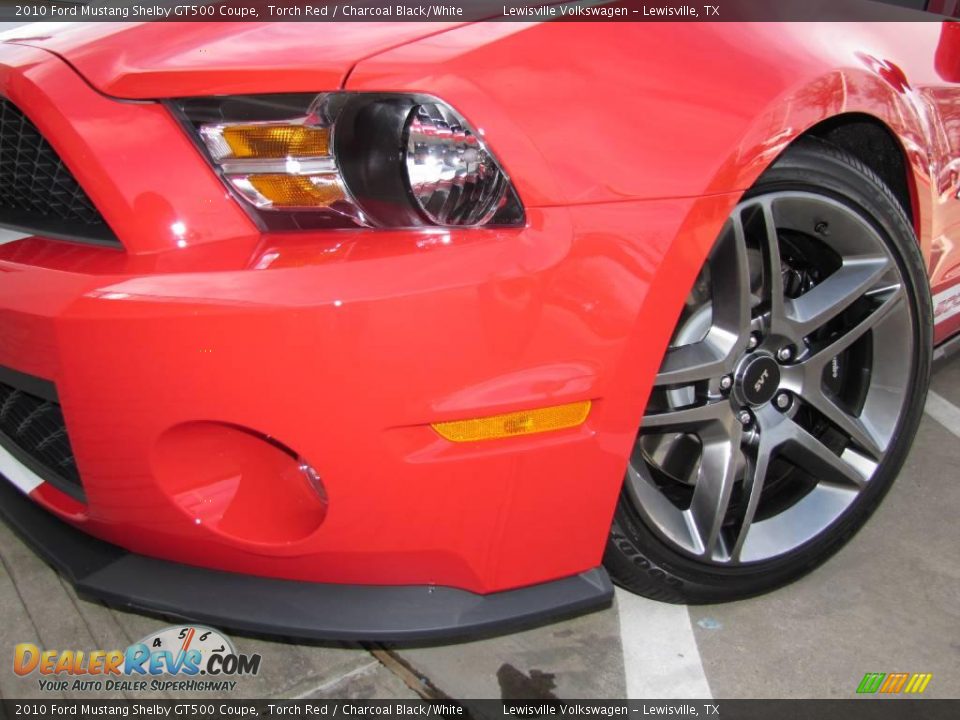 2010 Ford Mustang Shelby GT500 Coupe Torch Red / Charcoal Black/White Photo #28