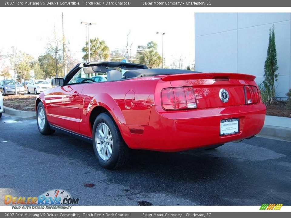 2007 Ford Mustang V6 Deluxe Convertible Torch Red / Dark Charcoal Photo #20