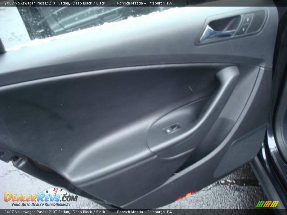 2007 Volkswagen Passat 2.0T Sedan Deep Black / Black Photo #13