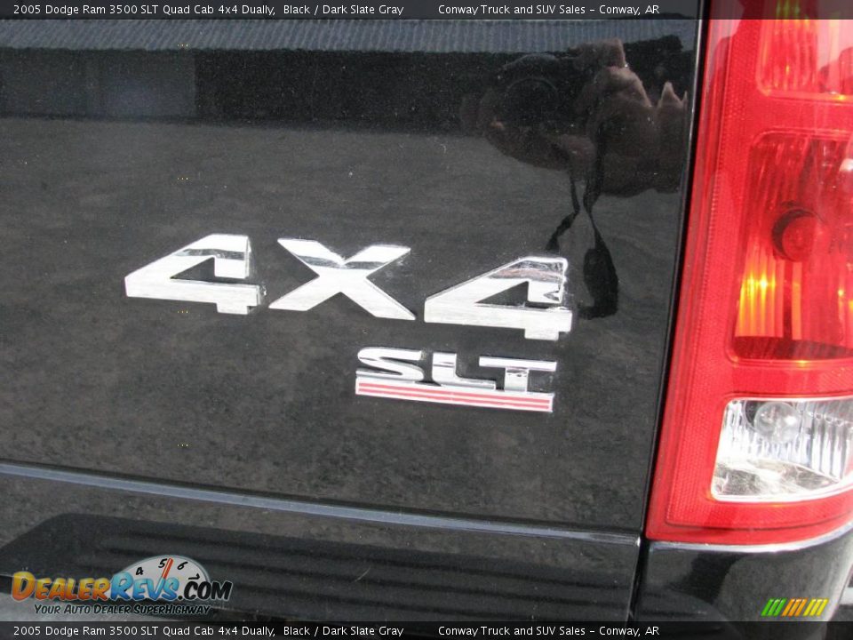 2005 Dodge Ram 3500 SLT Quad Cab 4x4 Dually Black / Dark Slate Gray Photo #11
