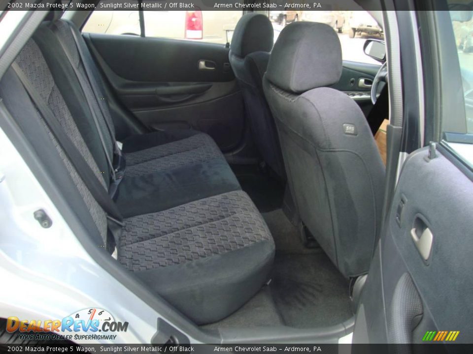 2002 Mazda Protege 5 Wagon Sunlight Silver Metallic / Off Black Photo #19