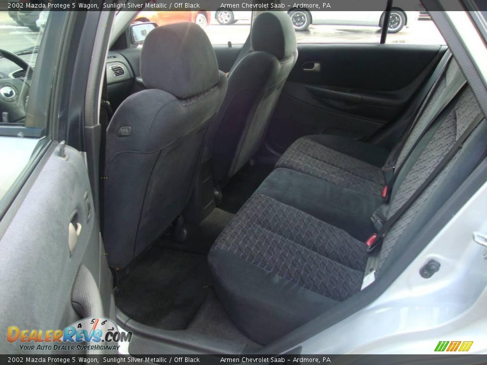 2002 Mazda Protege 5 Wagon Sunlight Silver Metallic / Off Black Photo #20