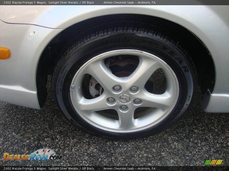2002 Mazda Protege 5 Wagon Sunlight Silver Metallic / Off Black Photo #26