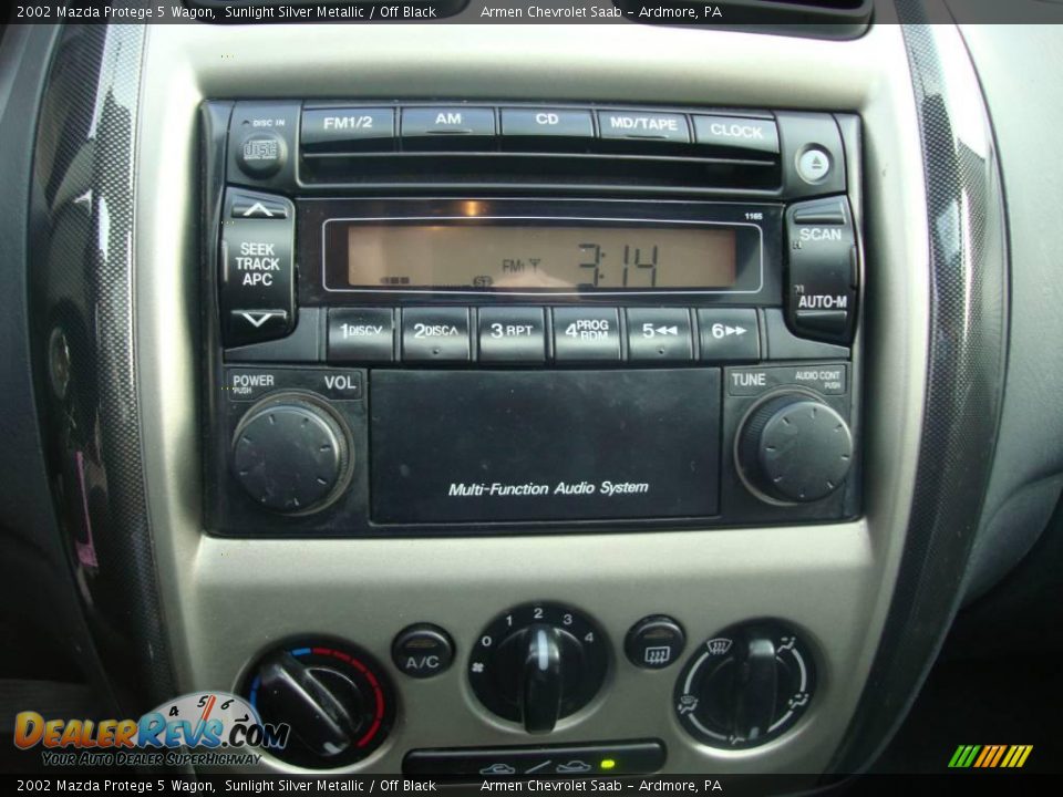 2002 Mazda Protege 5 Wagon Sunlight Silver Metallic / Off Black Photo #31