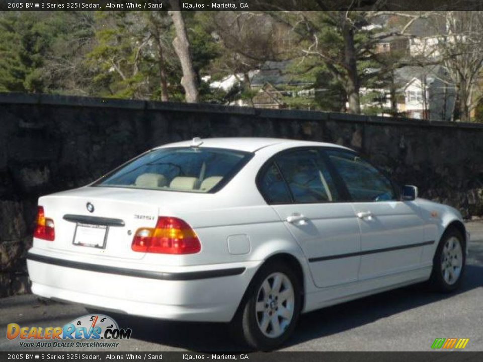 2005 BMW 3 Series 325i Sedan Alpine White / Sand Photo #2