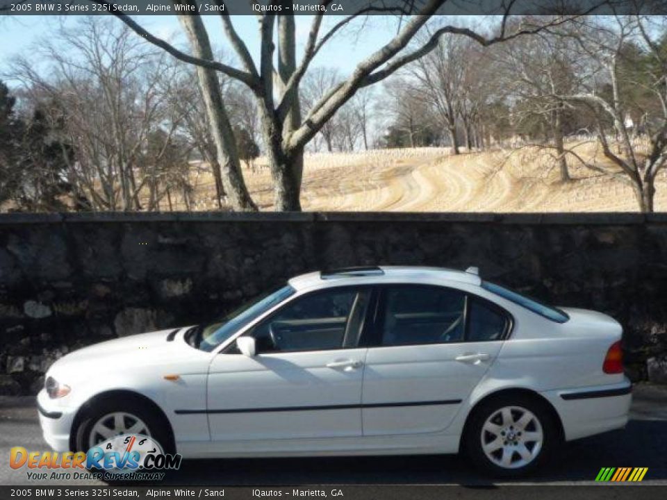 2005 BMW 3 Series 325i Sedan Alpine White / Sand Photo #4