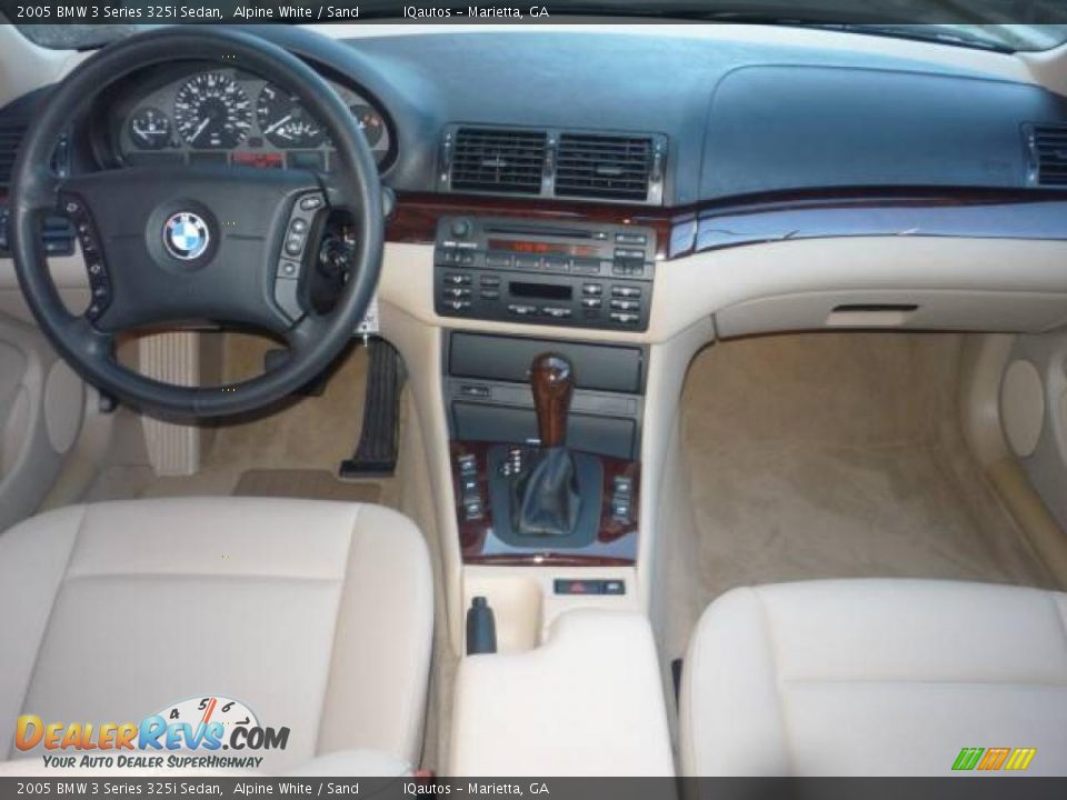 2005 BMW 3 Series 325i Sedan Alpine White / Sand Photo #9