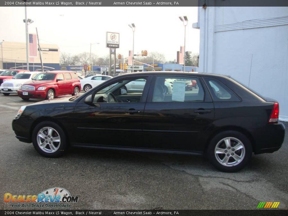 2004 Chevrolet Malibu Maxx LS Wagon Black / Neutral Photo #10