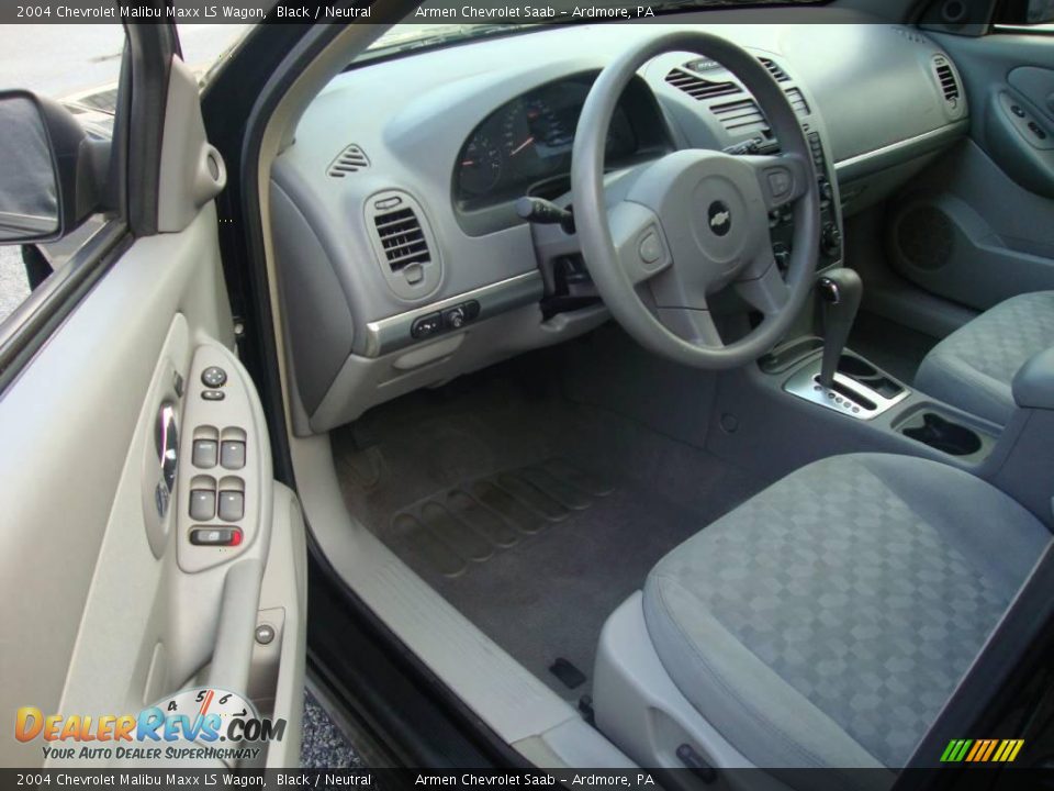 2004 Chevrolet Malibu Maxx LS Wagon Black / Neutral Photo #12