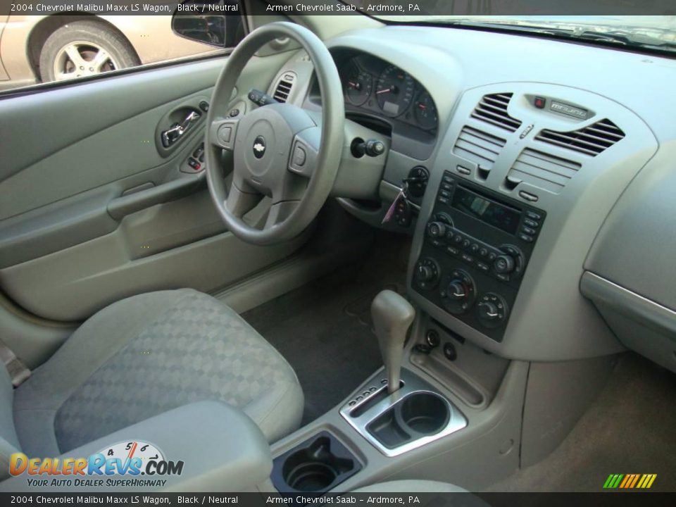 2004 Chevrolet Malibu Maxx LS Wagon Black / Neutral Photo #18