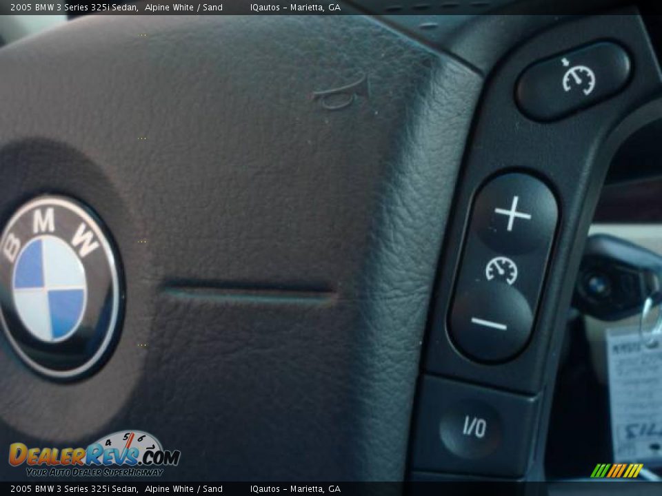2005 BMW 3 Series 325i Sedan Alpine White / Sand Photo #26