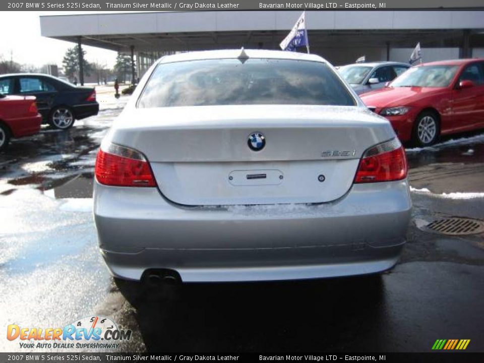 2007 BMW 5 Series 525i Sedan Titanium Silver Metallic / Gray Dakota Leather Photo #4