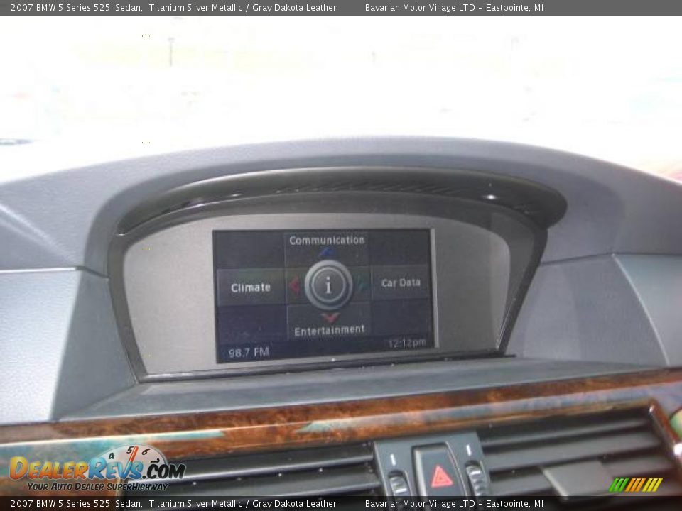 2007 BMW 5 Series 525i Sedan Titanium Silver Metallic / Gray Dakota Leather Photo #17