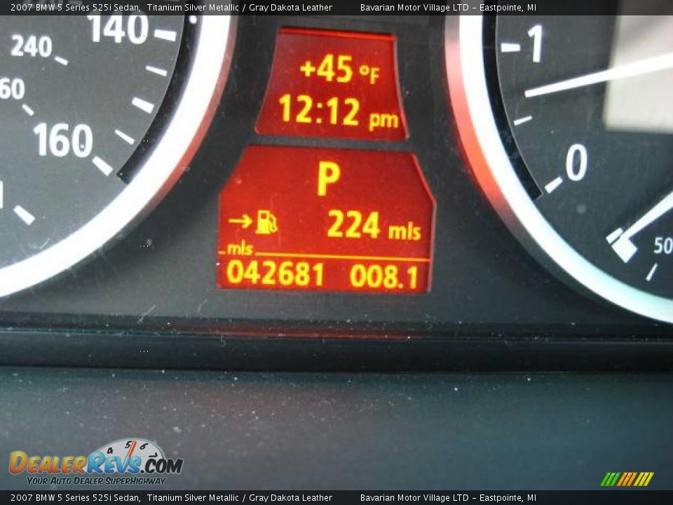 2007 BMW 5 Series 525i Sedan Titanium Silver Metallic / Gray Dakota Leather Photo #21
