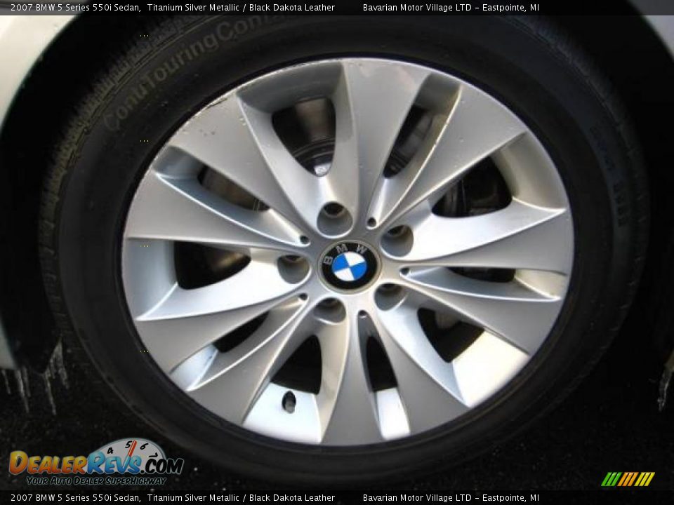 2007 BMW 5 Series 550i Sedan Titanium Silver Metallic / Black Dakota Leather Photo #10