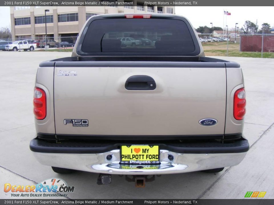 2001 Ford F150 XLT SuperCrew Arizona Beige Metallic / Medium Parchment Photo #4