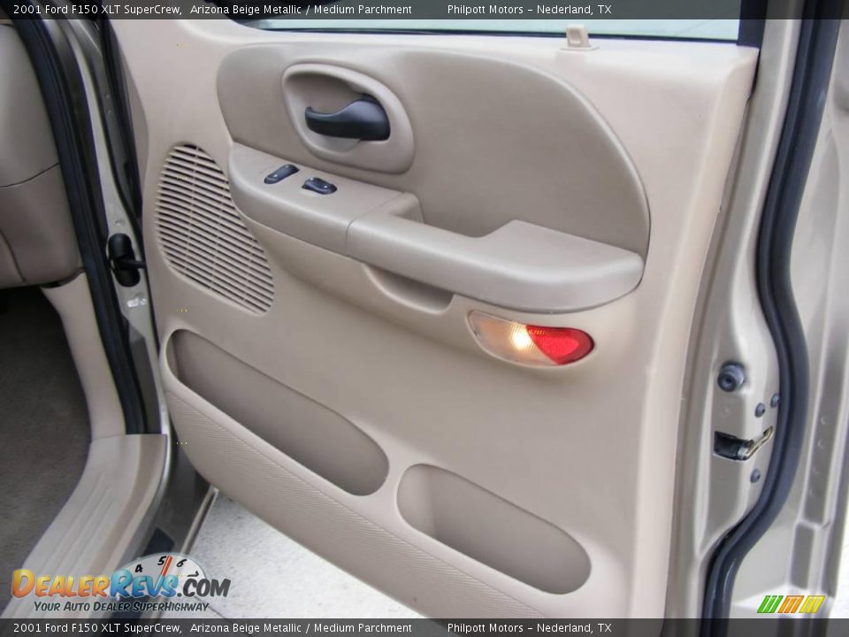 2001 Ford F150 XLT SuperCrew Arizona Beige Metallic / Medium Parchment Photo #26