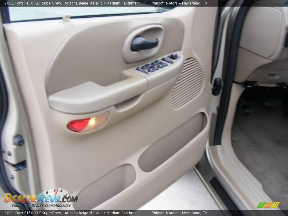 2001 Ford F150 XLT SuperCrew Arizona Beige Metallic / Medium Parchment Photo #34