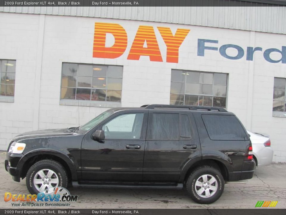 2009 Ford Explorer XLT 4x4 Black / Black Photo #2