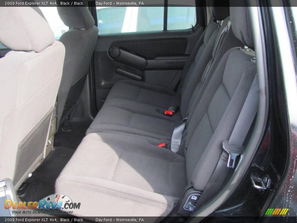 2009 Ford Explorer XLT 4x4 Black / Black Photo #13