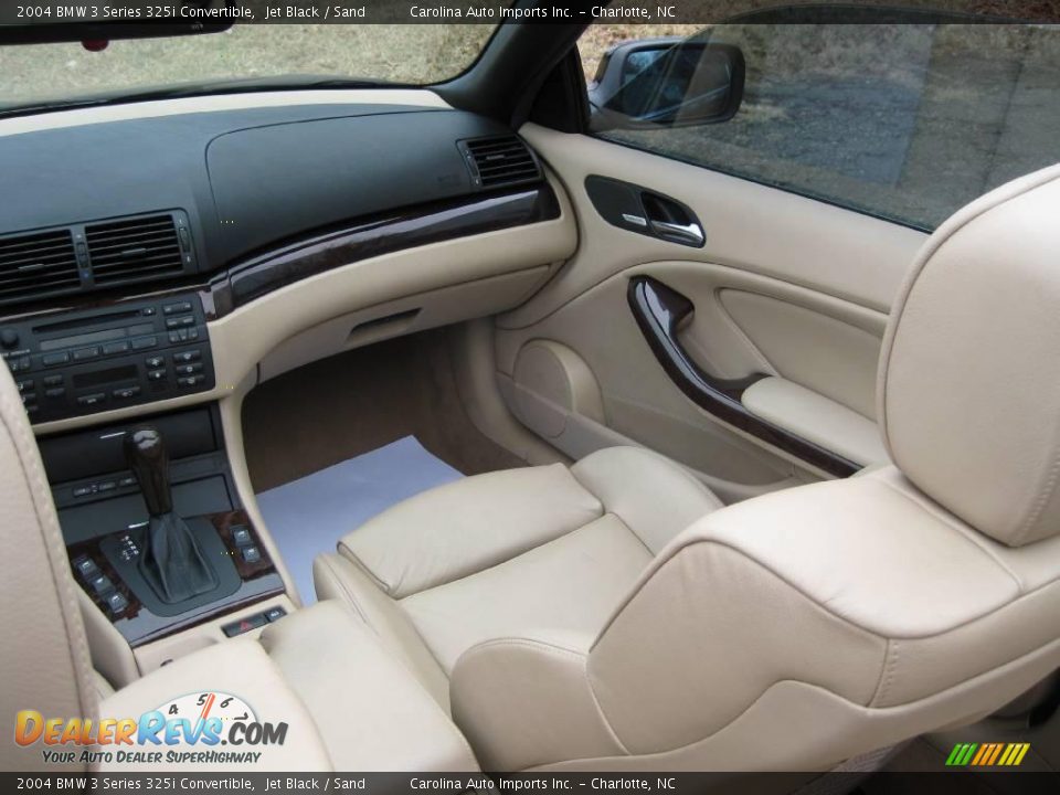2004 BMW 3 Series 325i Convertible Jet Black / Sand Photo #12