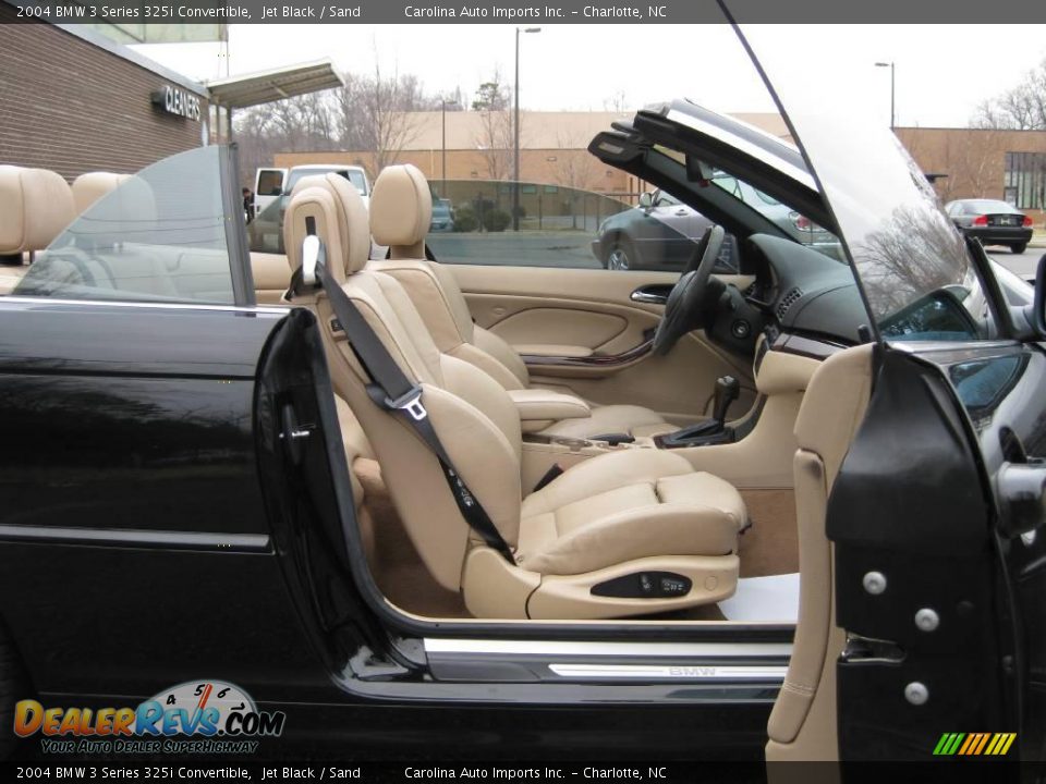 2004 BMW 3 Series 325i Convertible Jet Black / Sand Photo #18