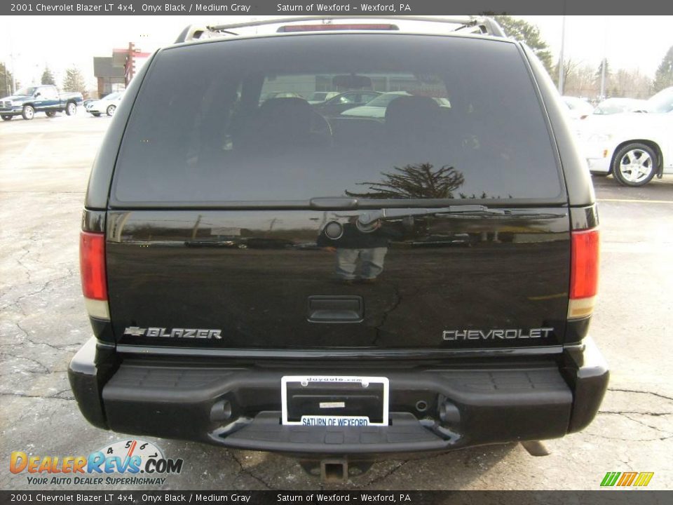 2001 Chevrolet Blazer LT 4x4 Onyx Black / Medium Gray Photo #3