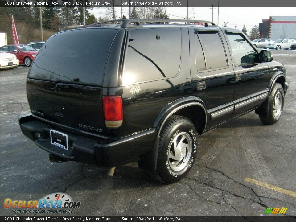 2001 Chevrolet Blazer LT 4x4 Onyx Black / Medium Gray Photo #4