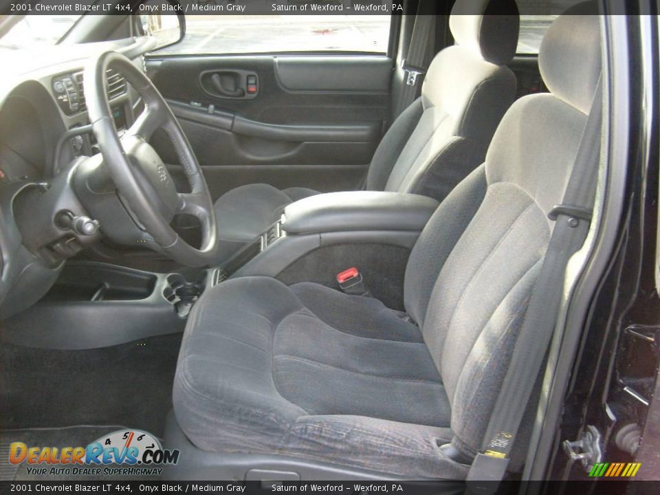 2001 Chevrolet Blazer LT 4x4 Onyx Black / Medium Gray Photo #10