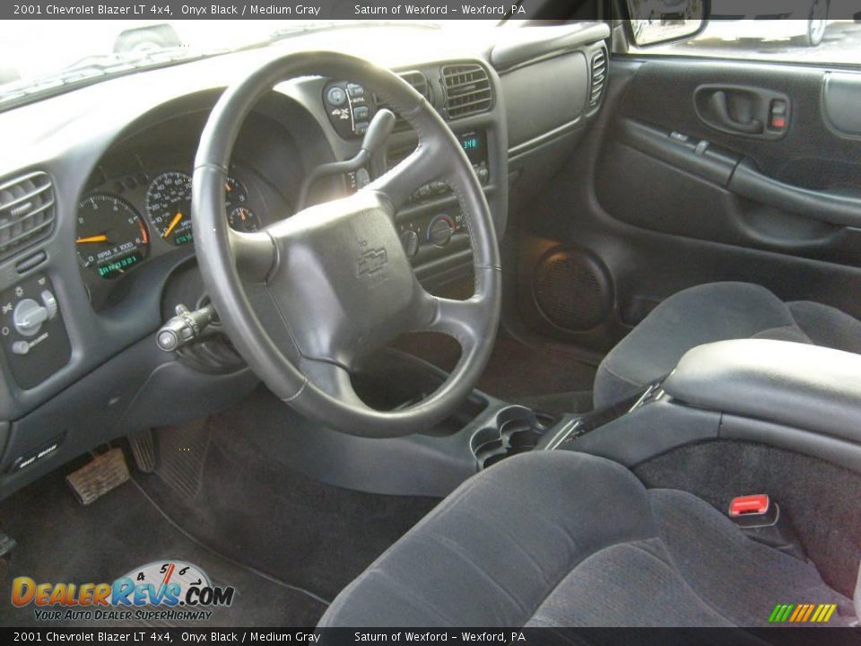 2001 Chevrolet Blazer LT 4x4 Onyx Black / Medium Gray Photo #11